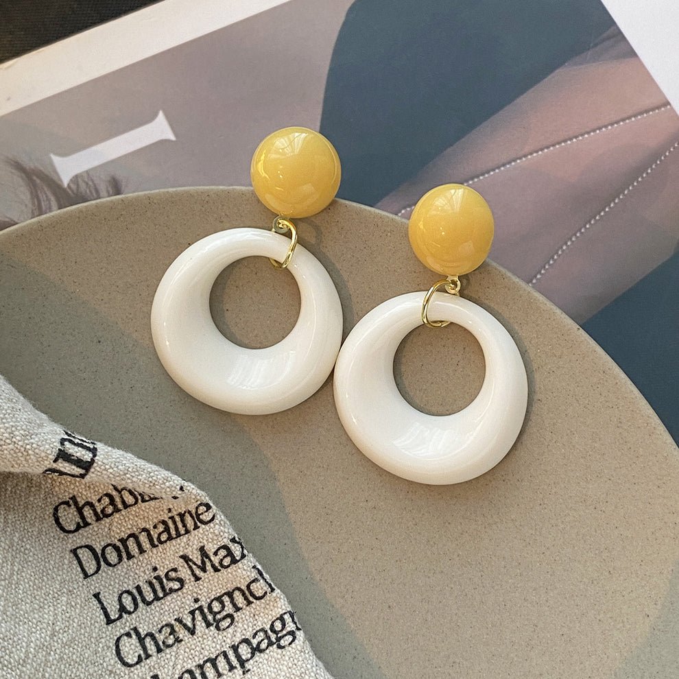 White Vanilla Earrings