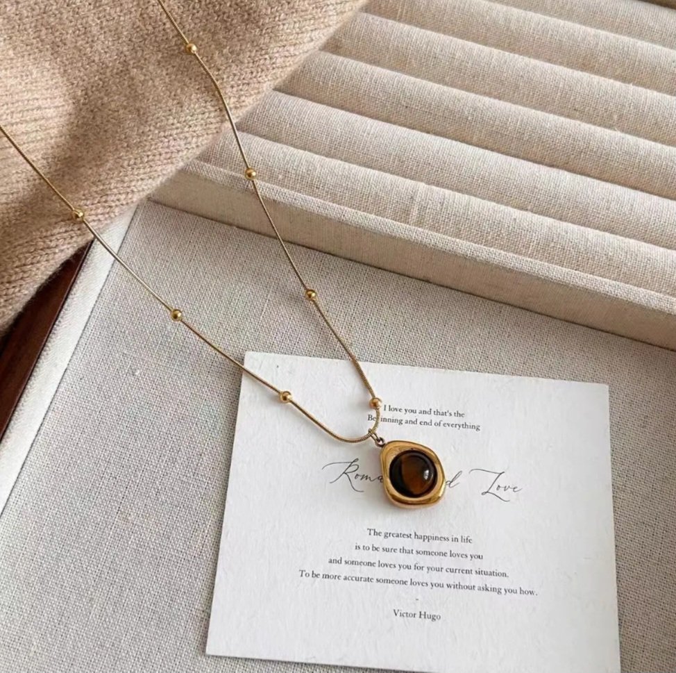 Anti-Tarnish Geometric Tiger Eye Stone Necklace